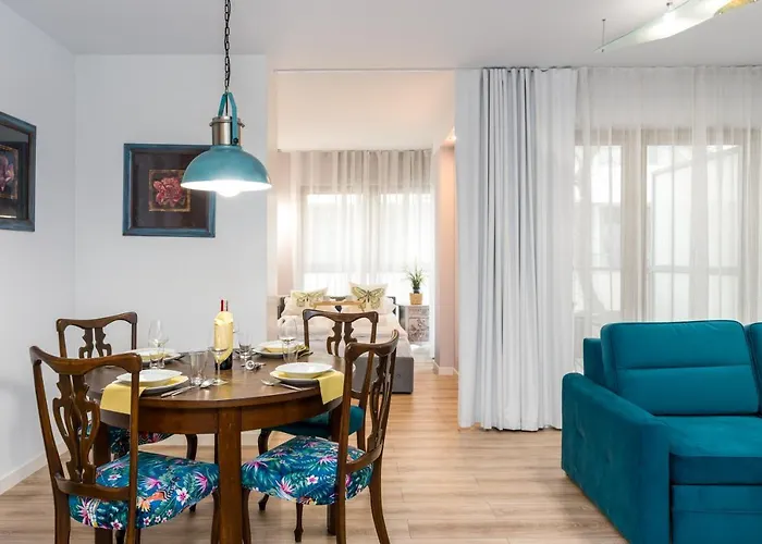 Villa Venecja Apartment Chwaliszewo With Free Garage City Center By Noclegi Renters